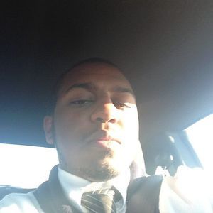 Meet your Posher, Dominique